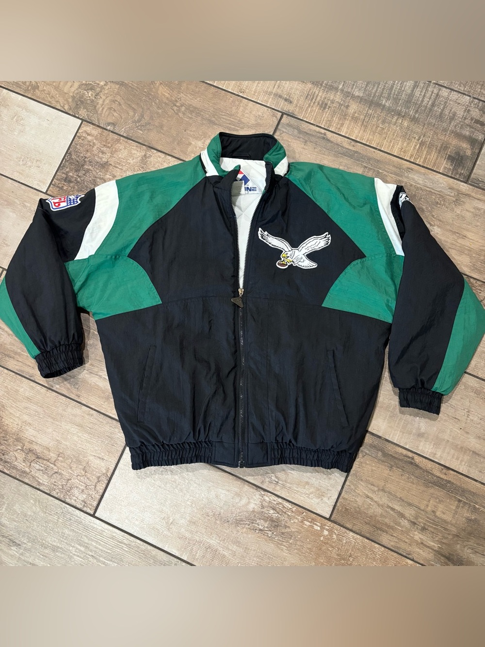Vintage 90s Philadelphia Eagles Apex One Jacket Kelly Green NFL Spellout Medium